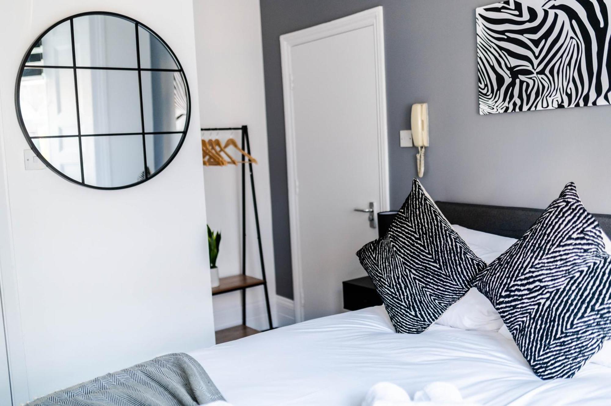 Chic In Prime Location London